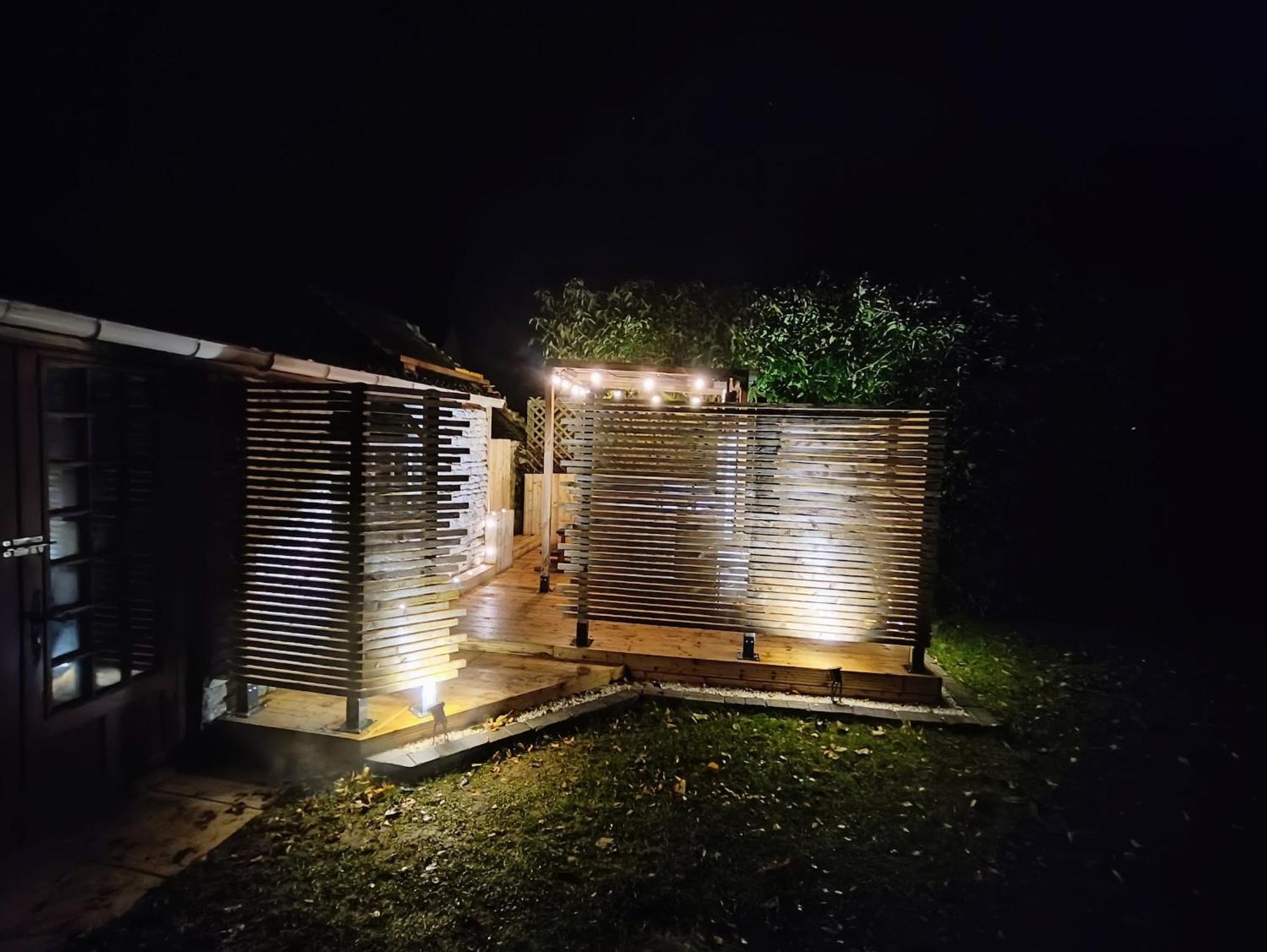 Gite 4 Personnes Avec Piscine Et Bain Nordique Proche Des Plages Du Debarquement Le Manoir  Экстерьер фото