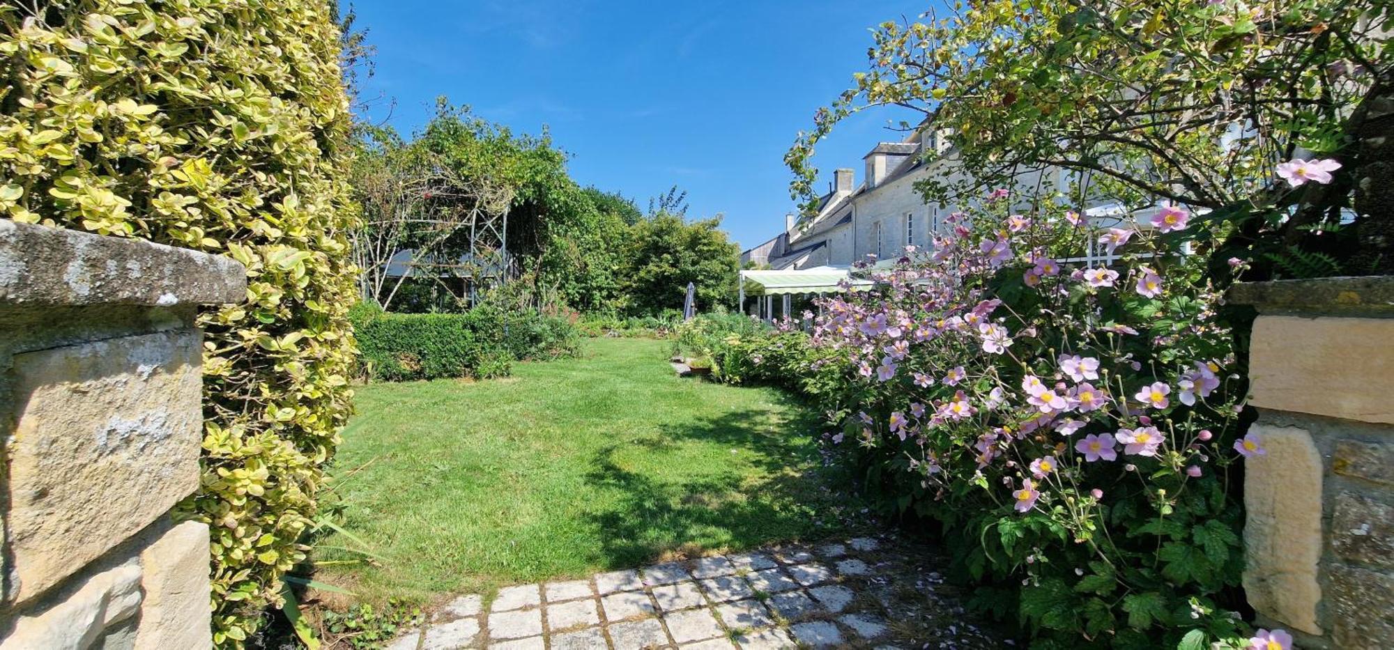 Gite 4 Personnes Avec Piscine Et Bain Nordique Proche Des Plages Du Debarquement Le Manoir  Экстерьер фото